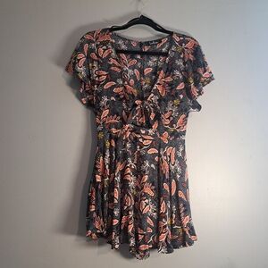 Lulu's Playsuit Tie-front Dondi Navy Blue Print Romper